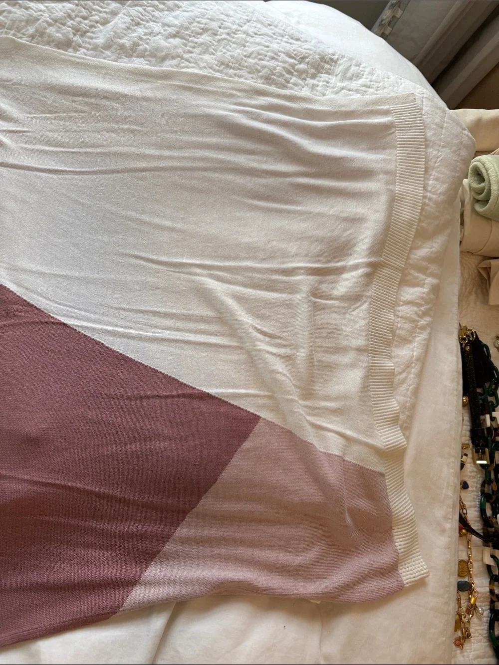 lululemon Colorblock Open-Front Wrap in Dusty Pink & Light gray